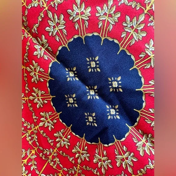 Genuine vintage LANVIN geometrical red gold silk scarf square - Picture 14 of 15